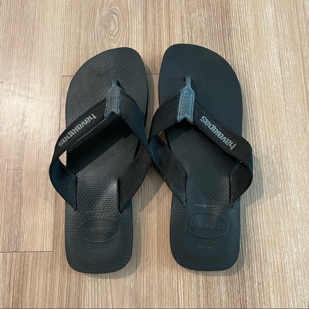 EUC Havaianas Flip Flops